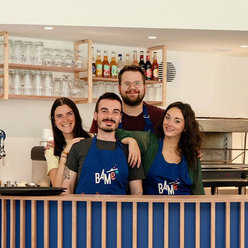 Café Dobrée portrait