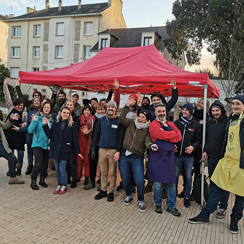Marché de la caserne - équipe