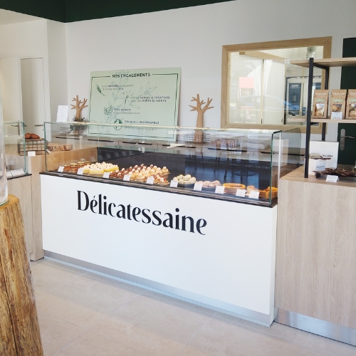 DÉLICATESSAINE   Pâtisseries délicates et saines  NantesDU COQ À L'ÂNE   Restaurant à la ferme  Bouguenais