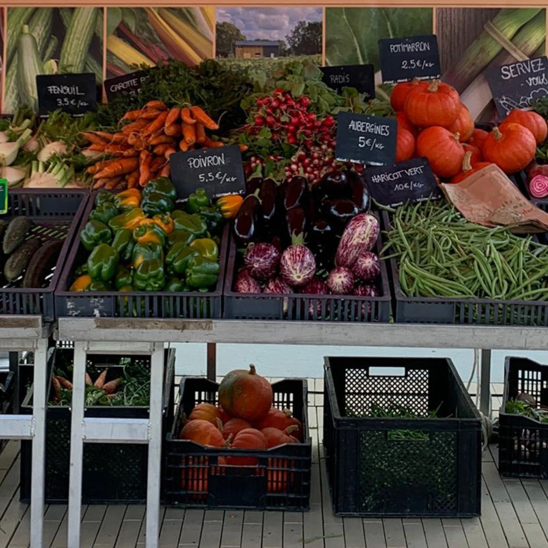 Le marché de la caserne plat
